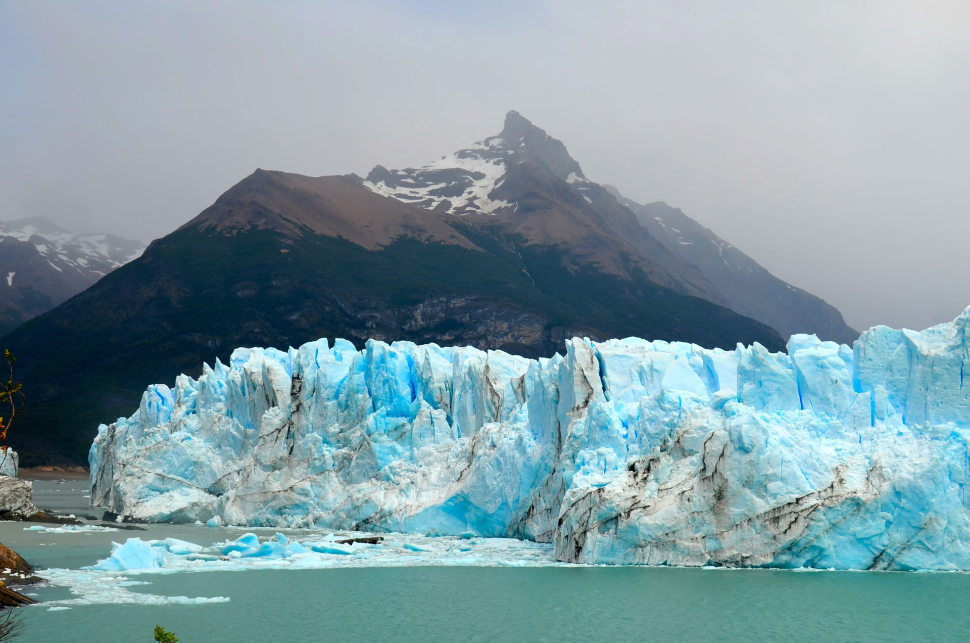 Gletsjer ijs in het Patagonische landschap van El Calafate