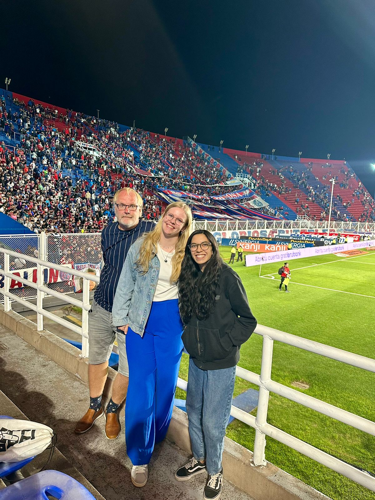 Reizigers bij San Lorenzo in Buenos Aires